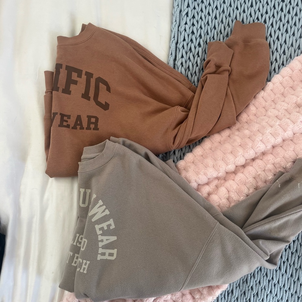 PacSun two pack Sweatshirts